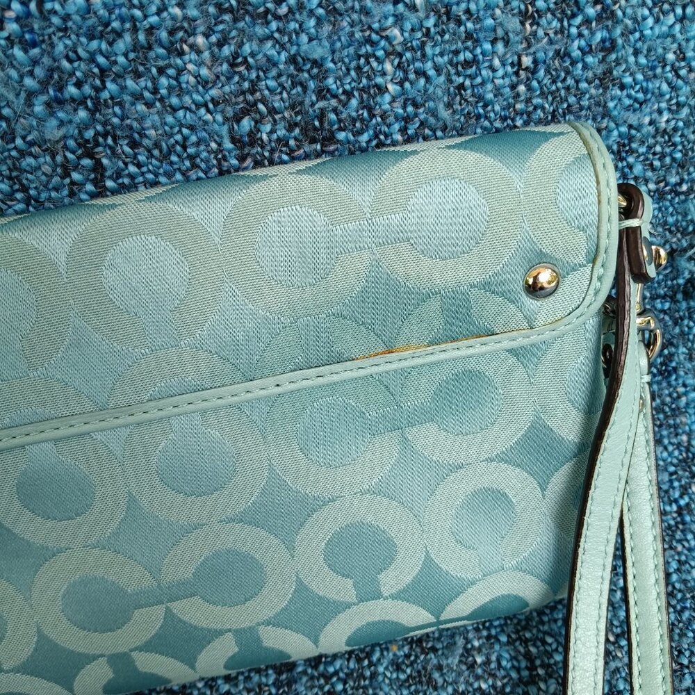 Coach Clutch, Blue, Kristen Signature OP Art Wristlet - Picture 10 of 14